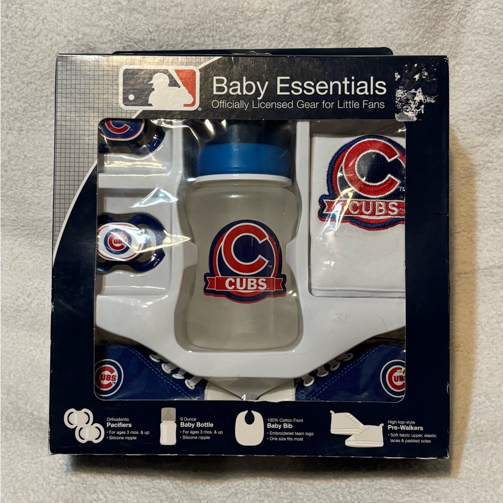 Cubs Baby Essentials Gift Set - Blue and White
